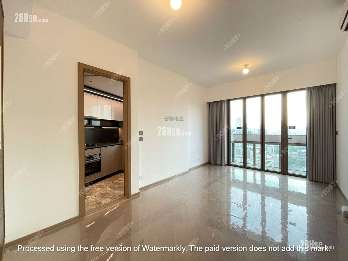 Sutton Rental 2 Bedrooms , 2 Bathrooms 650 ft² ( 60.4 m² )