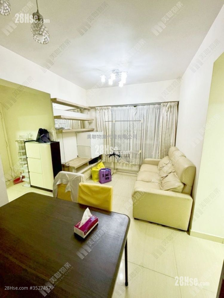 Fanling Town Center Rental 3 Bedrooms , 1 Bathroom 454 ft² ( 42.2 m² )