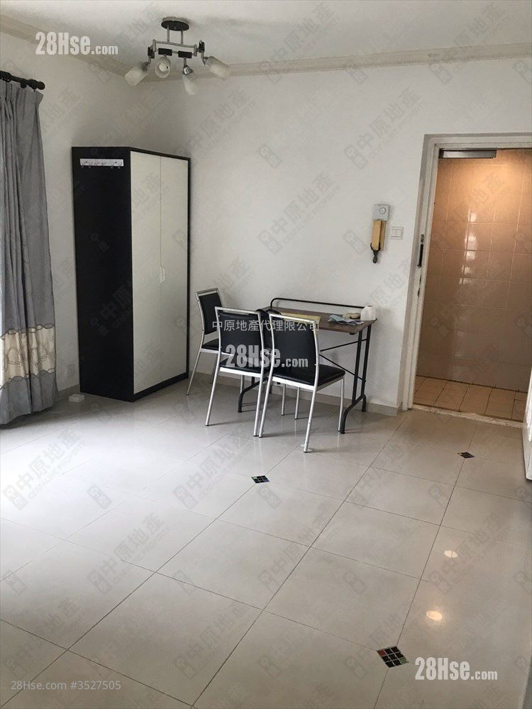 Fanling Town Center Sell 2 Bedrooms 399 ft² ( 37.1 m² )