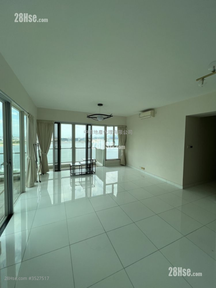 Le Bleu Deux Coastal Skyline Rental 1,330 ft² ( 123.6 m² )