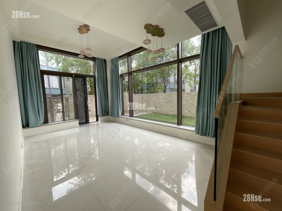Crescendo Rental 3 Bedrooms , 3 Bathrooms 1,476 ft² ( 137.1 m² )