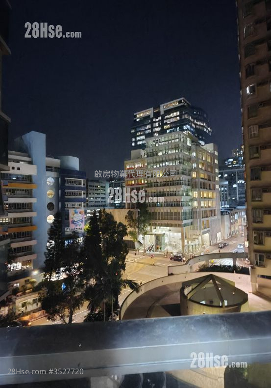 Upper East Sell 1 Bedroom , 1 Bathroom 309 ft² ( 28.7 m² )