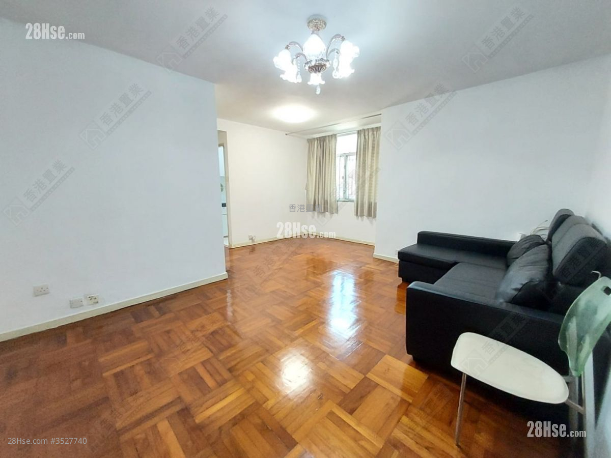 Telford Gardens Rental 2 Bedrooms , 1 Bathroom 538 ft² ( 50.0 m² )