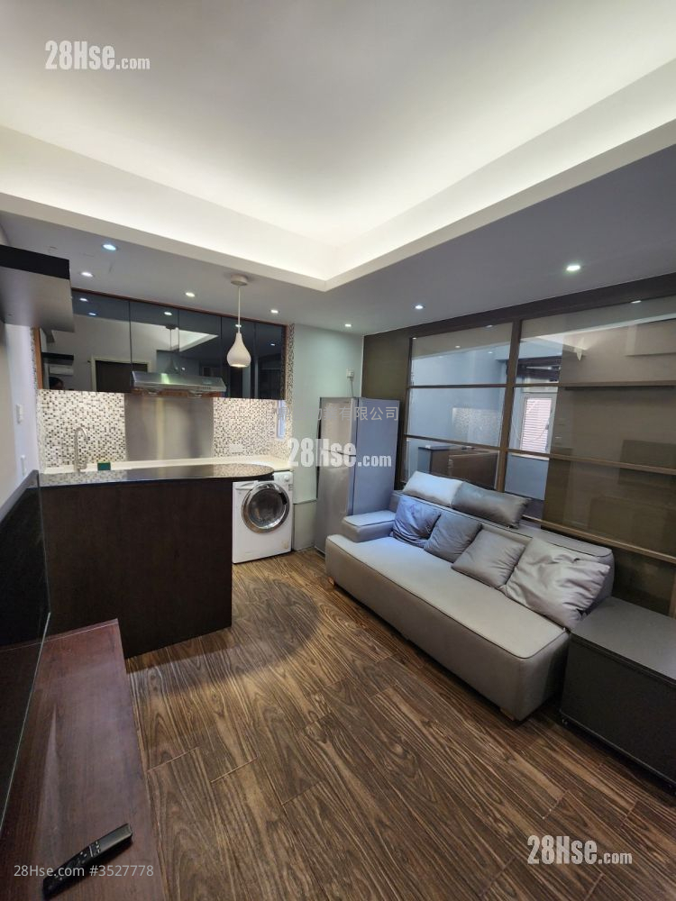 Cactus Mansion Rental 1 Bedroom , 1 Bathroom 304 ft² ( 28.2 m² )