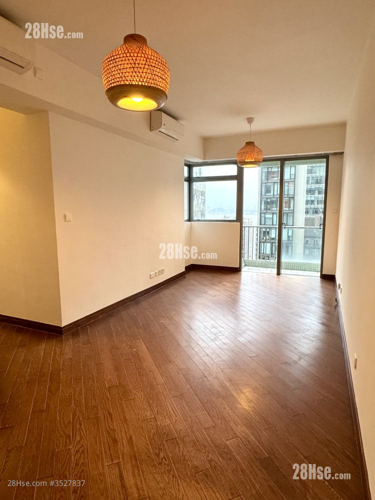 One Pacific Heights Sell 3 Bedrooms , 2 Bathrooms 750 ft² ( 69.7 m² )