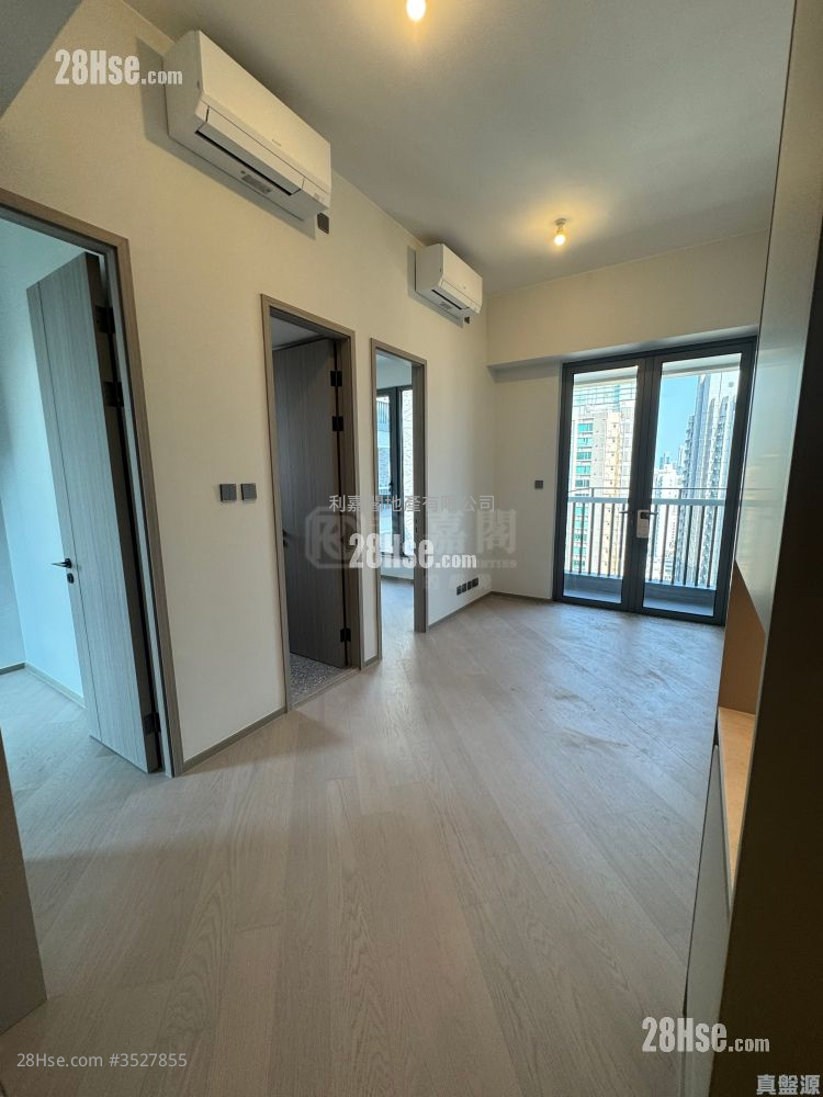 Bondlane Rental 2 Bedrooms , 1 Bathroom 390 ft² ( 36.2 m² )