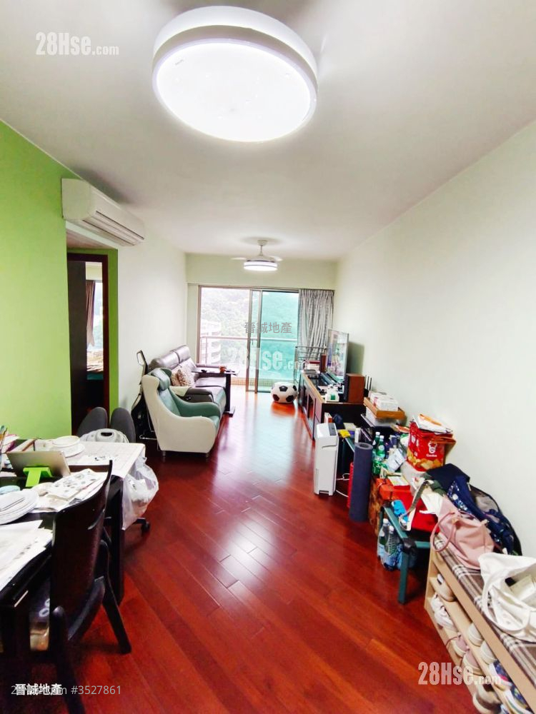 Bellagio Sell 2 Bedrooms , 1 Bathroom 575 ft² ( 53.4 m² )