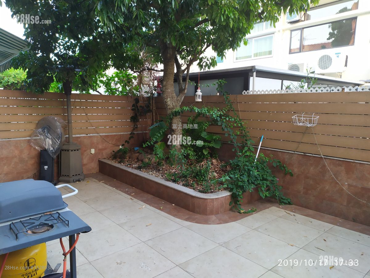 Fairview Park Sell 3 Bedrooms , 2 Bathrooms 840 ft² ( 78.0 m² )