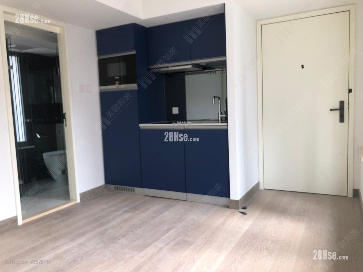 West Park Sell 1 Bedroom , 1 Bathroom 321 ft² ( 29.8 m² )