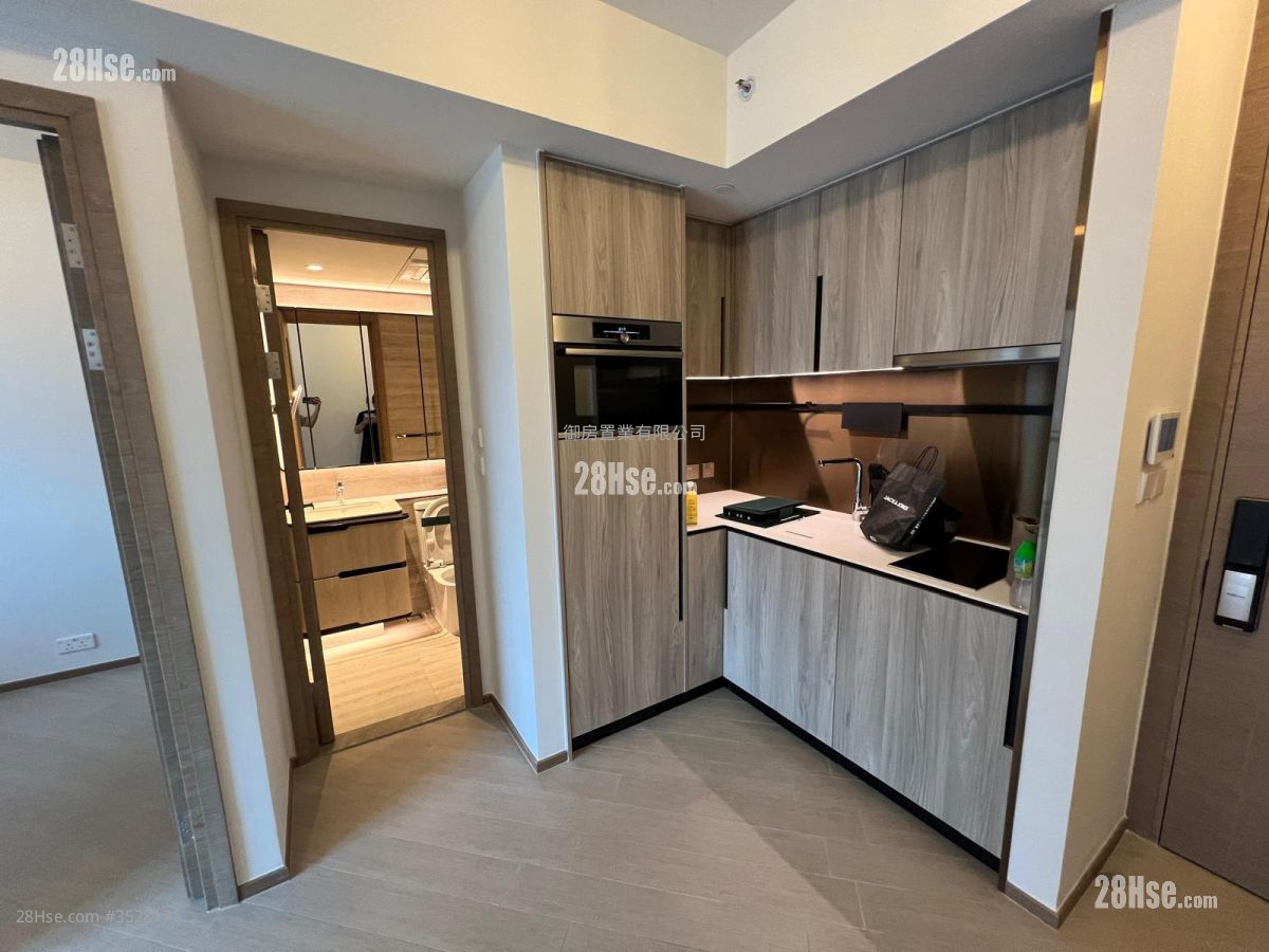 High Park Rental 1 Bedroom , 1 Bathroom 339 ft² ( 31.5 m² )