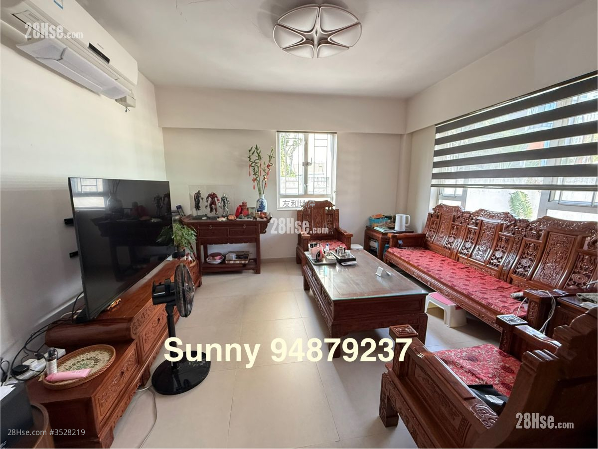 South Court Sell 3 Bedrooms , 2 Bathrooms 932 ft² ( 86.6 m² )