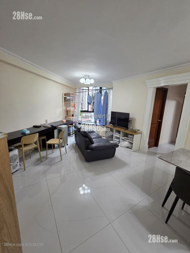 Jubilant Place Rental 4 Bedrooms , 2 Bathrooms 782 ft² ( 72.6 m² )