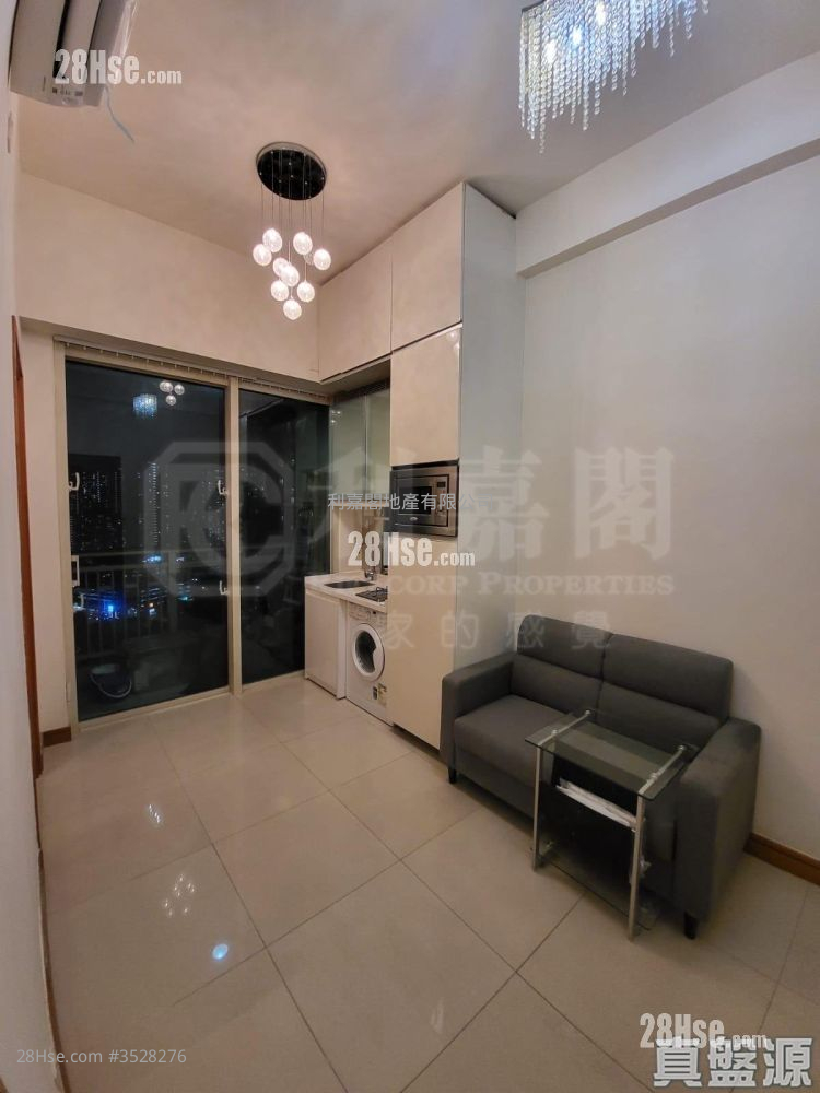 One New York Sell 1 Bedroom , 1 Bathroom 240 ft² ( 22.3 m² )