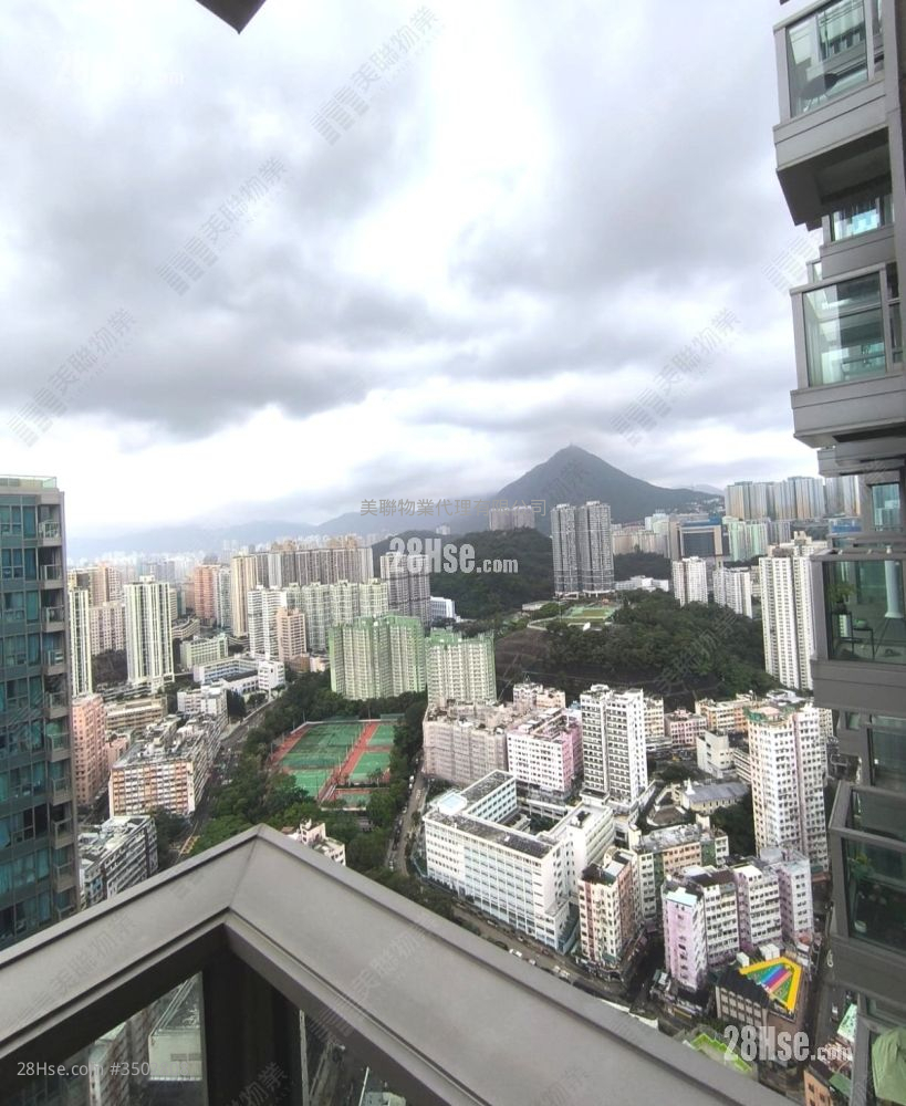 Grand Central Rental 2 Bedrooms , 1 Bathroom 550 ft² ( 51.1 m² )