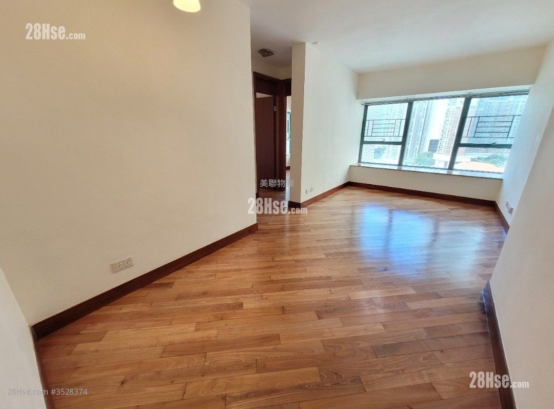 Aquamarine Sell 2 Bedrooms , 1 Bathroom 494 ft² ( 45.9 m² )