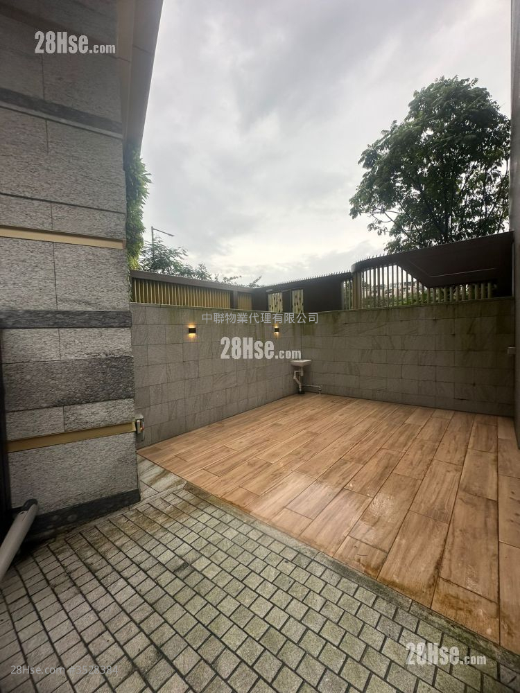 El Futuro Rental 3 Bedrooms , 2 Bathrooms 905 ft² ( 84.1 m² )