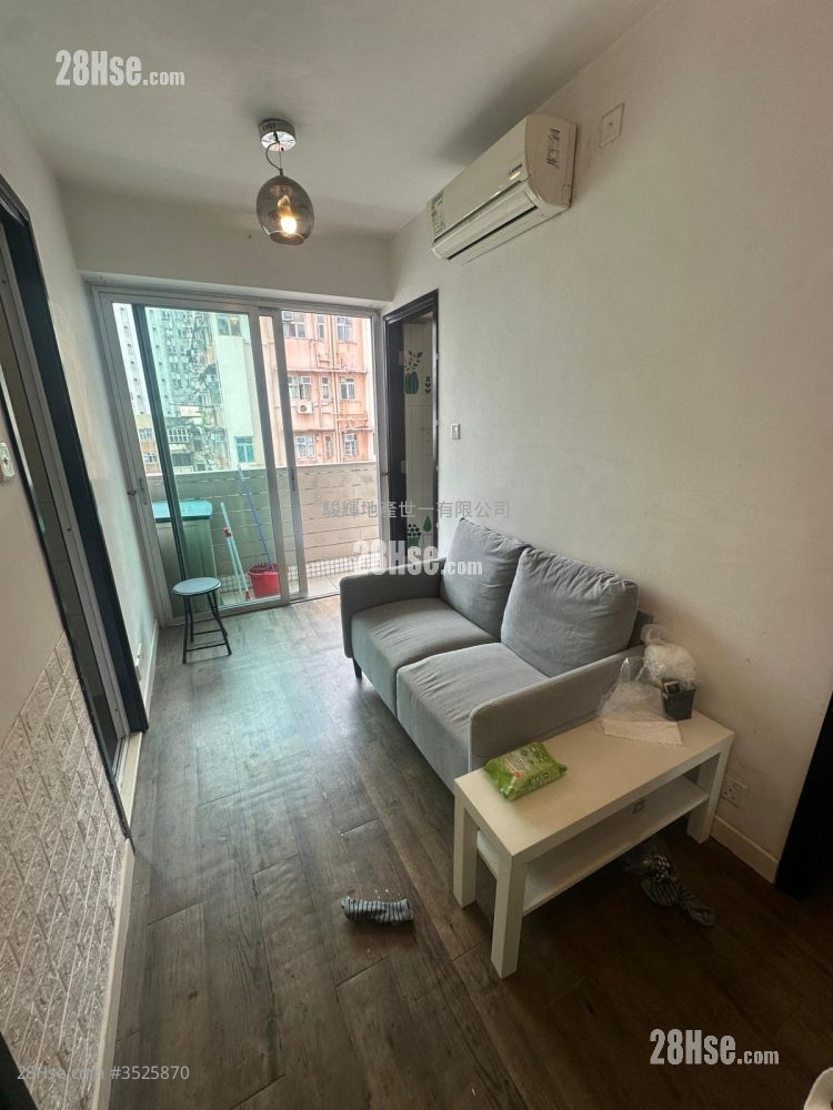 Kellet Court Rental 2 Bedrooms , 1 Bathroom 296 ft² ( 27.5 m² )