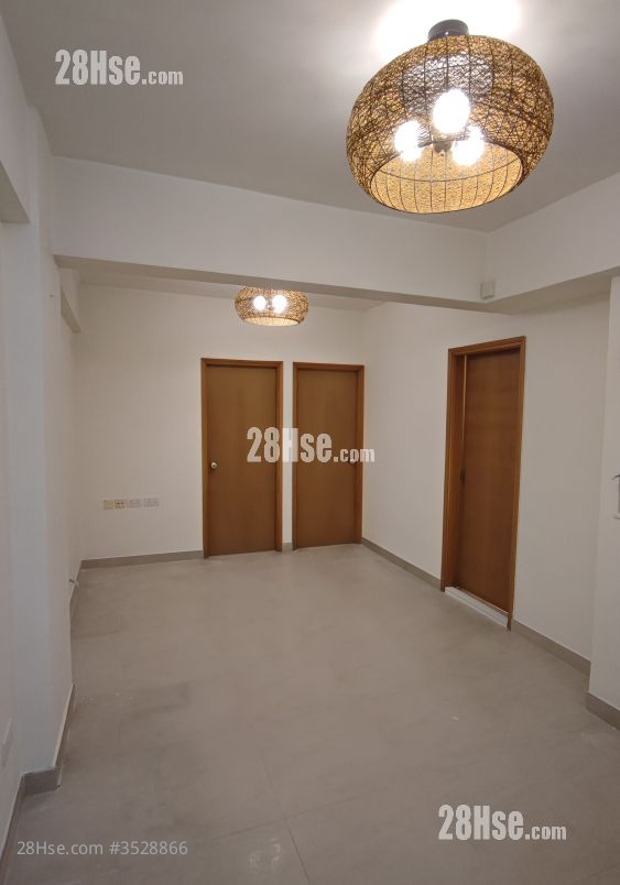 Princess Mansion Rental 401 ft² ( 37.3 m² )