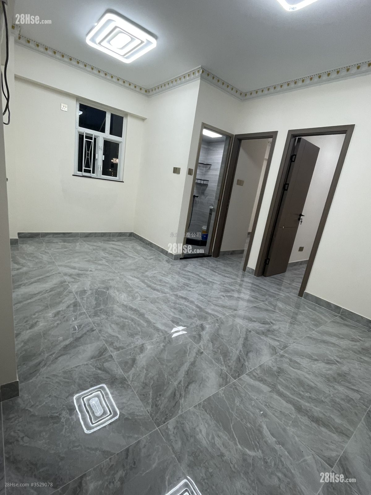 Kwai Loong Building Sell 404 ft² ( 37.5 m² )