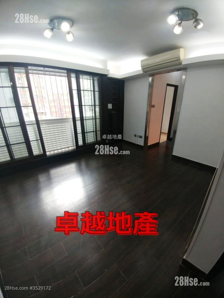 Prince Centre Rental 3 Bedrooms , 1 Bathroom 536 ft² ( 49.8 m² )