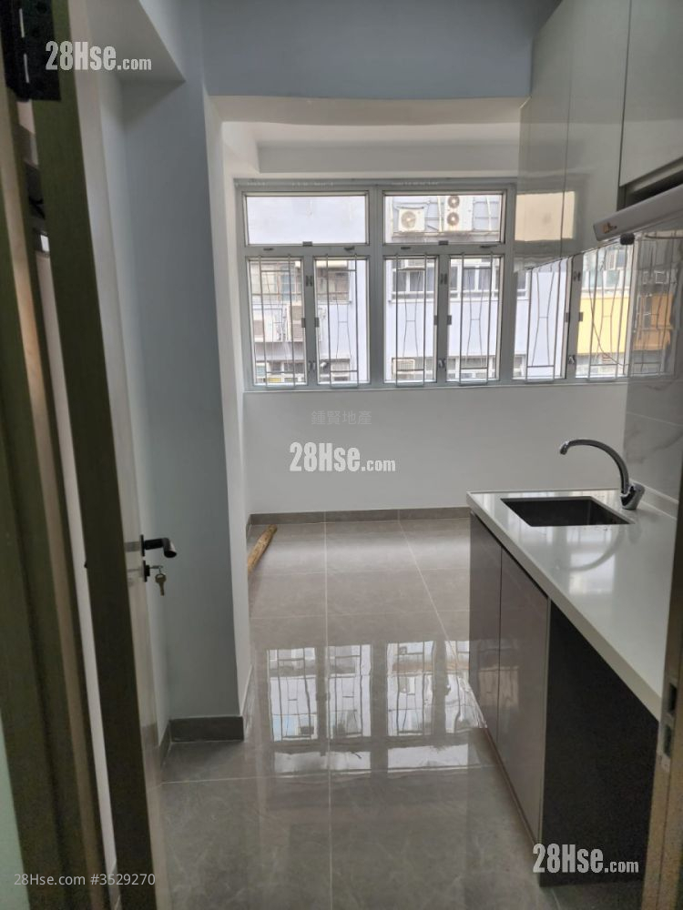 Yue Fu Mansion Rental 3 Bedrooms , 3 Bathrooms 545 ft² ( 50.6 m² )