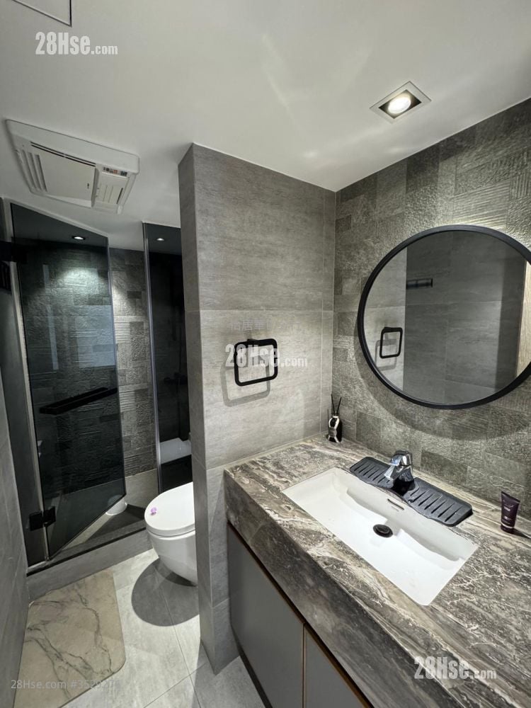 Taikoo Shing Sell 2 Bedrooms 572 ft² ( 53.1 m² )