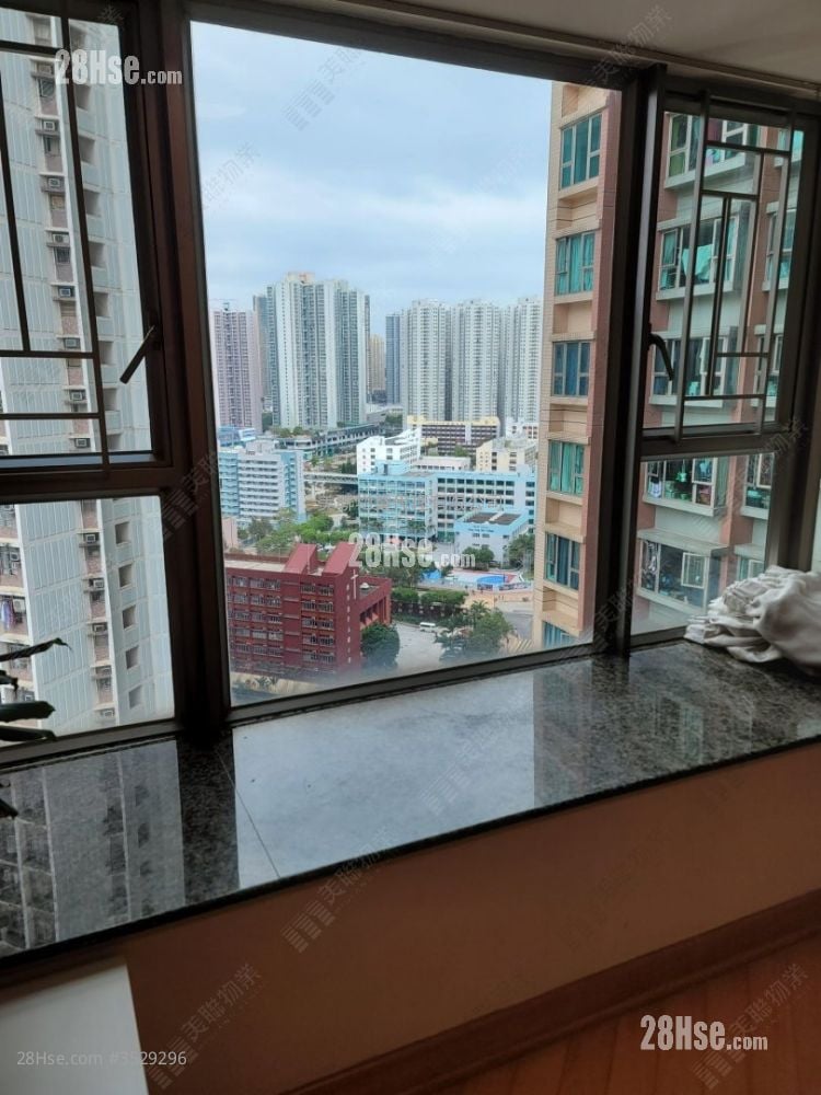 Park Central Rental 2 Bedrooms , 1 Bathroom 438 ft² ( 40.7 m² )