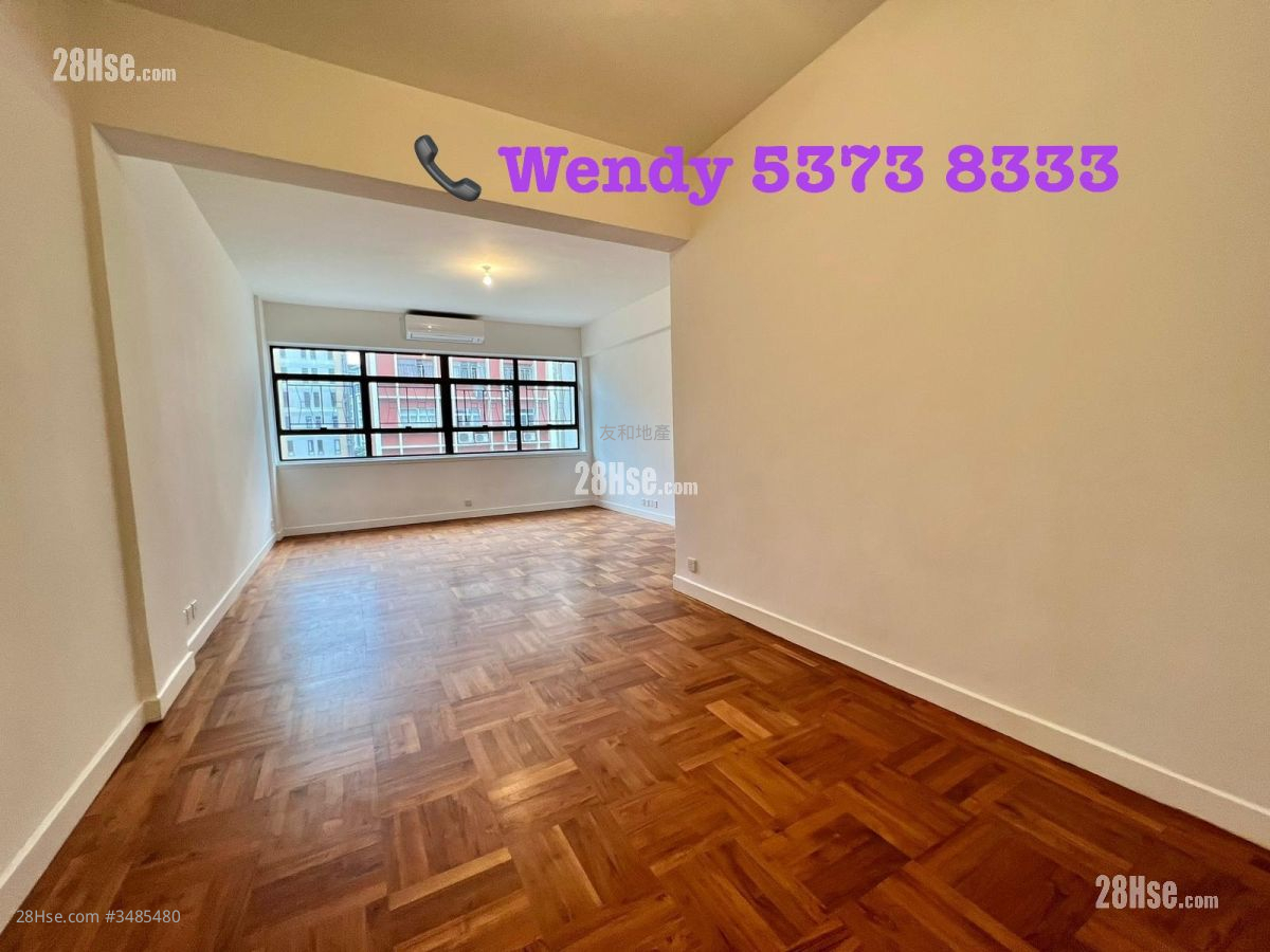 8 Sau Chuk Yuen Road Rental 3 Bedrooms , 2 Bathrooms 1,026 ft² ( 95.3 m² )