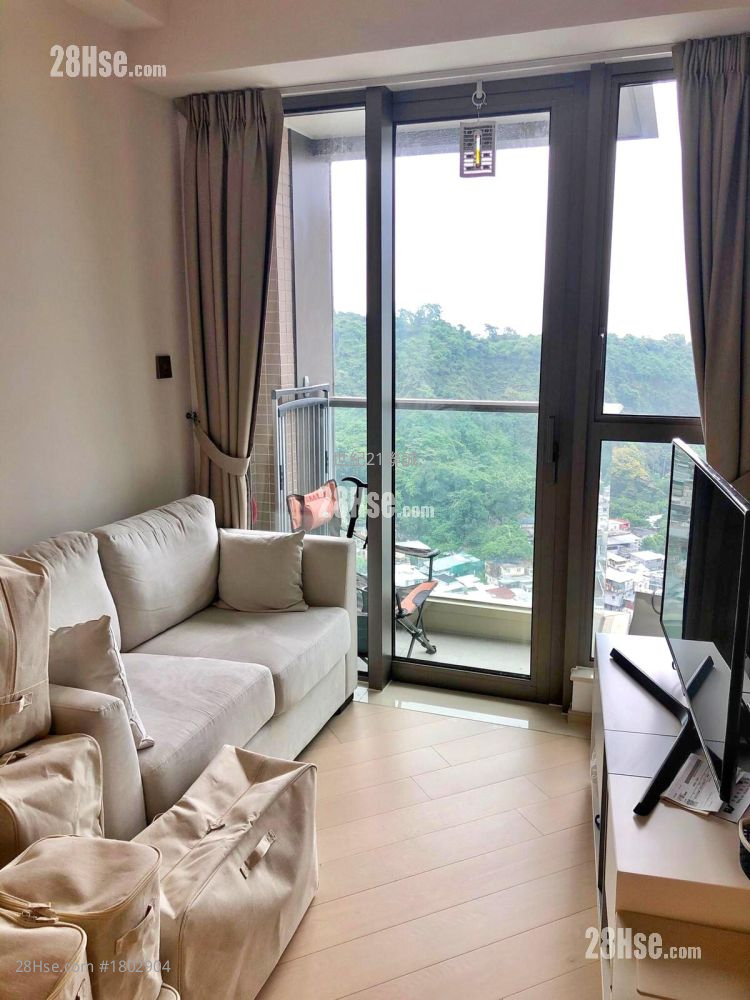 One East Coast Rental 1 Bedroom , 1 Bathroom 265 ft² ( 24.6 m² )