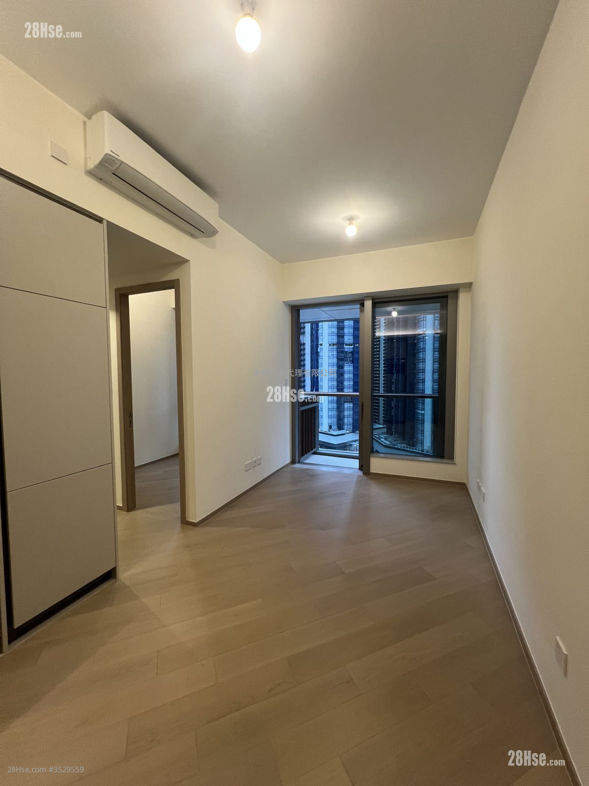 Villa Garda I Sell 2 Bedrooms 448 ft² ( 41.6 m² )