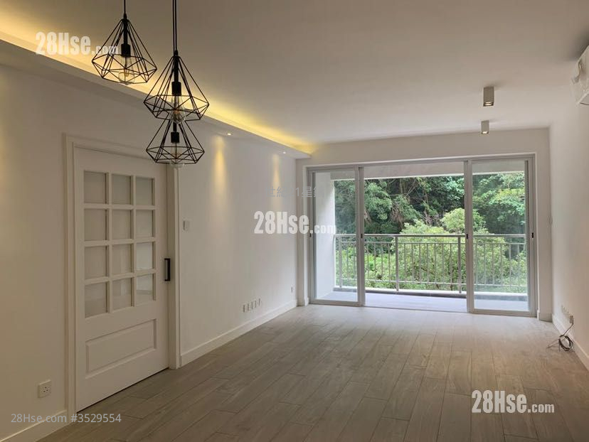Baguio Villa Rental 2 Bedrooms , 2 Bathrooms 976 ft² ( 90.7 m² )