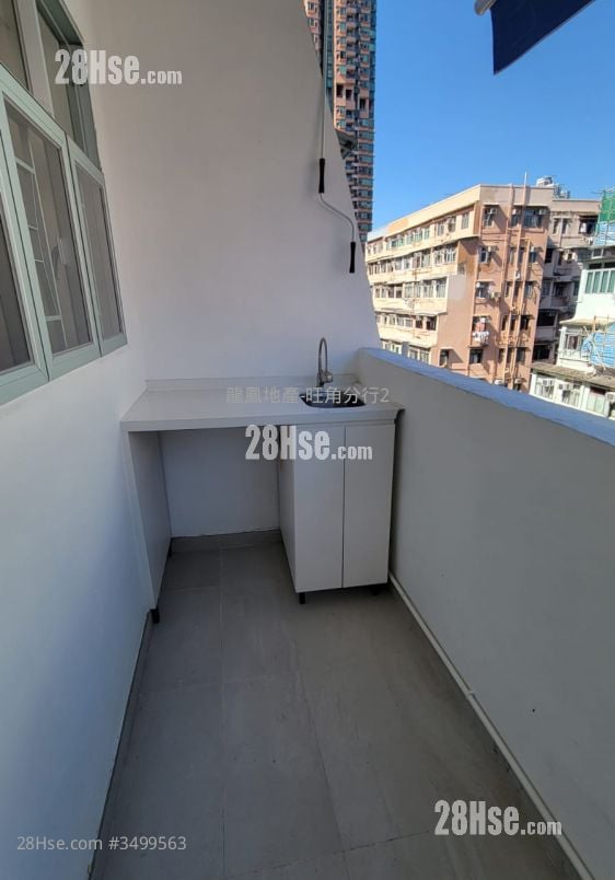 Chung Hing Building Rental 2 Bedrooms , 1 Bathroom 394 ft² ( 36.6 m² )
