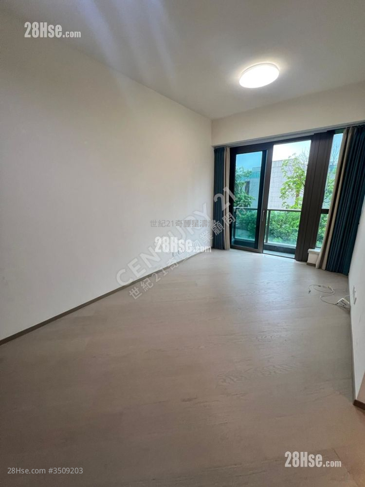 Altissimo Rental 2 Bedrooms , 1 Bathroom 489 ft² ( 45.4 m² )