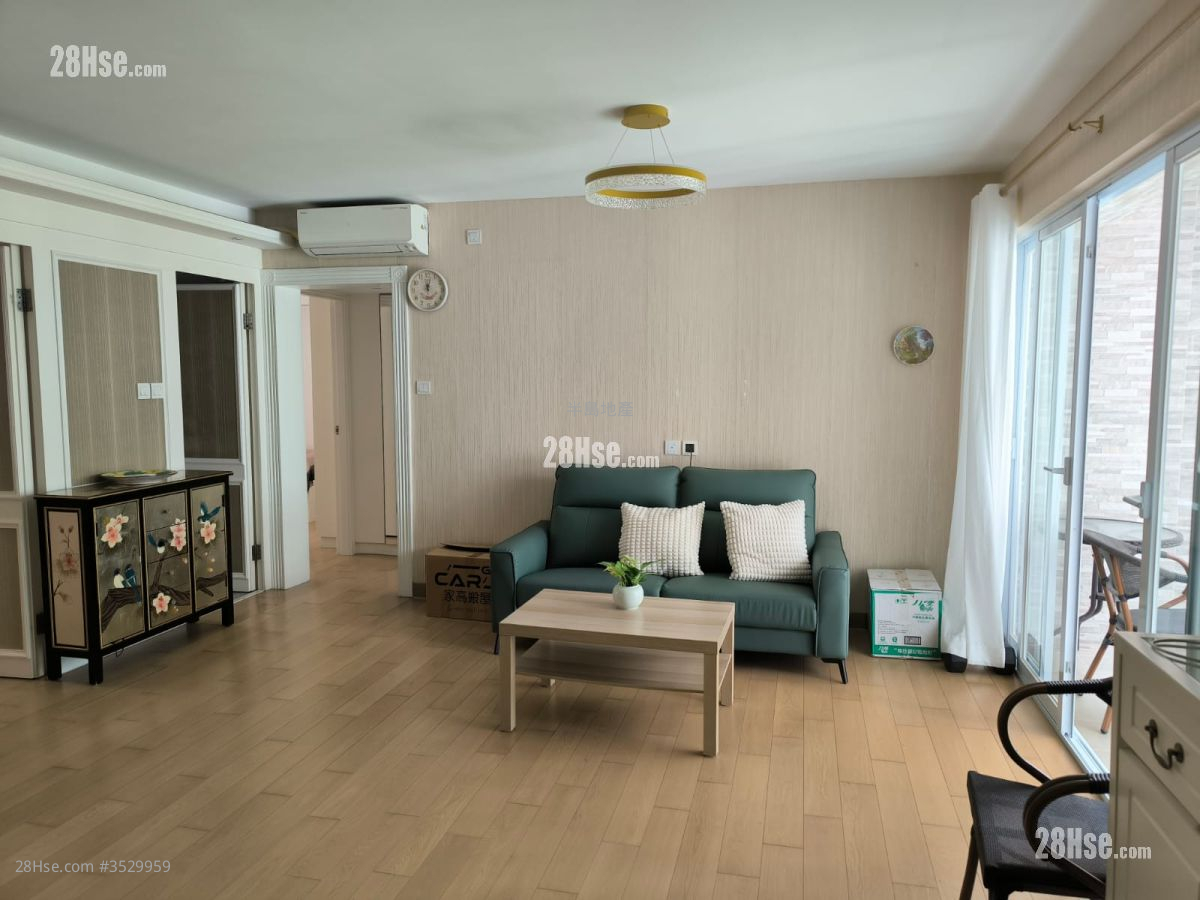 Hunghom Bay Centre Rental 4 Bedrooms , 2 Bathrooms 1,090 ft² ( 101.3 m² )