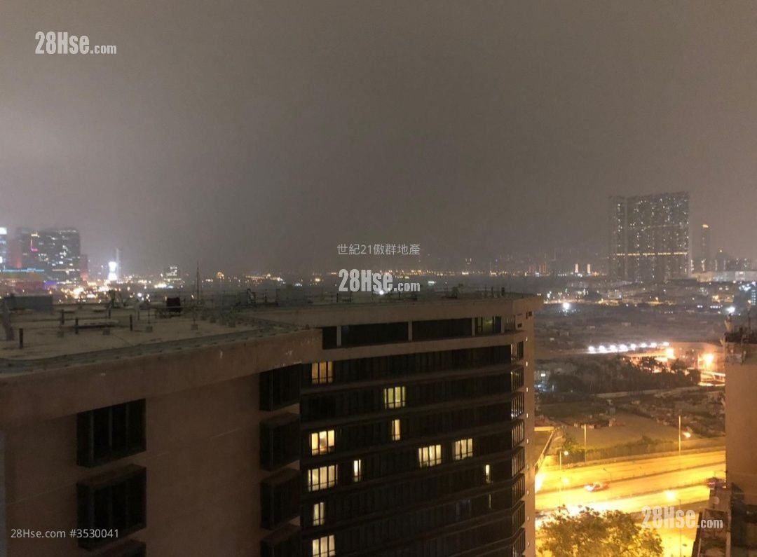 High Place Sell 1 Bedroom , 1 Bathroom 280 ft² ( 26.0 m² )
