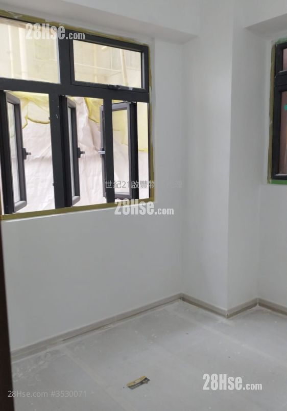Yen Ning Mansion Rental 3 Bedrooms , 1 Bathroom 450 ft² ( 41.8 m² )