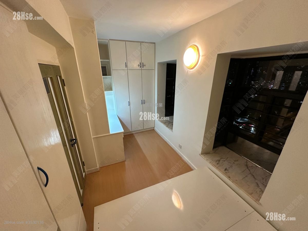 Scenery Court Rental 379 ft² ( 35.2 m² )