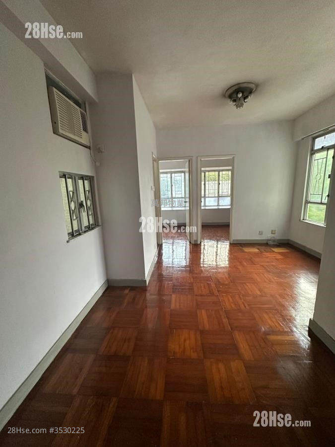 Tai Po Centre Rental 2 Bedrooms , 1 Bathroom 384 ft² ( 35.7 m² )