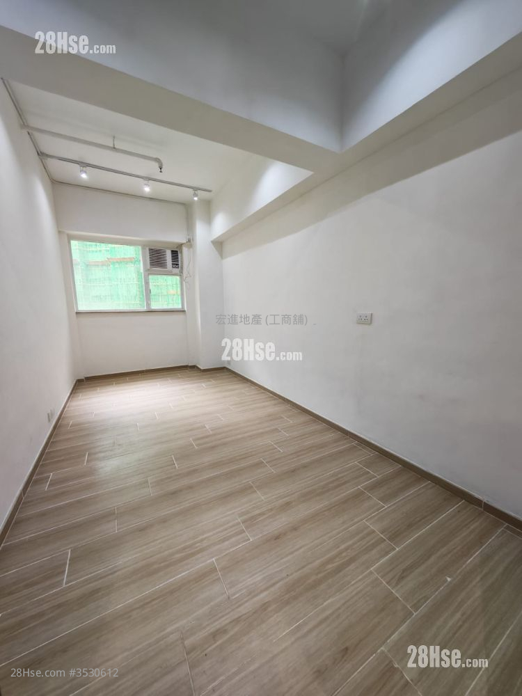 Mai Luen Industrial Building Rental 145 ft² ( 13.5 m² )