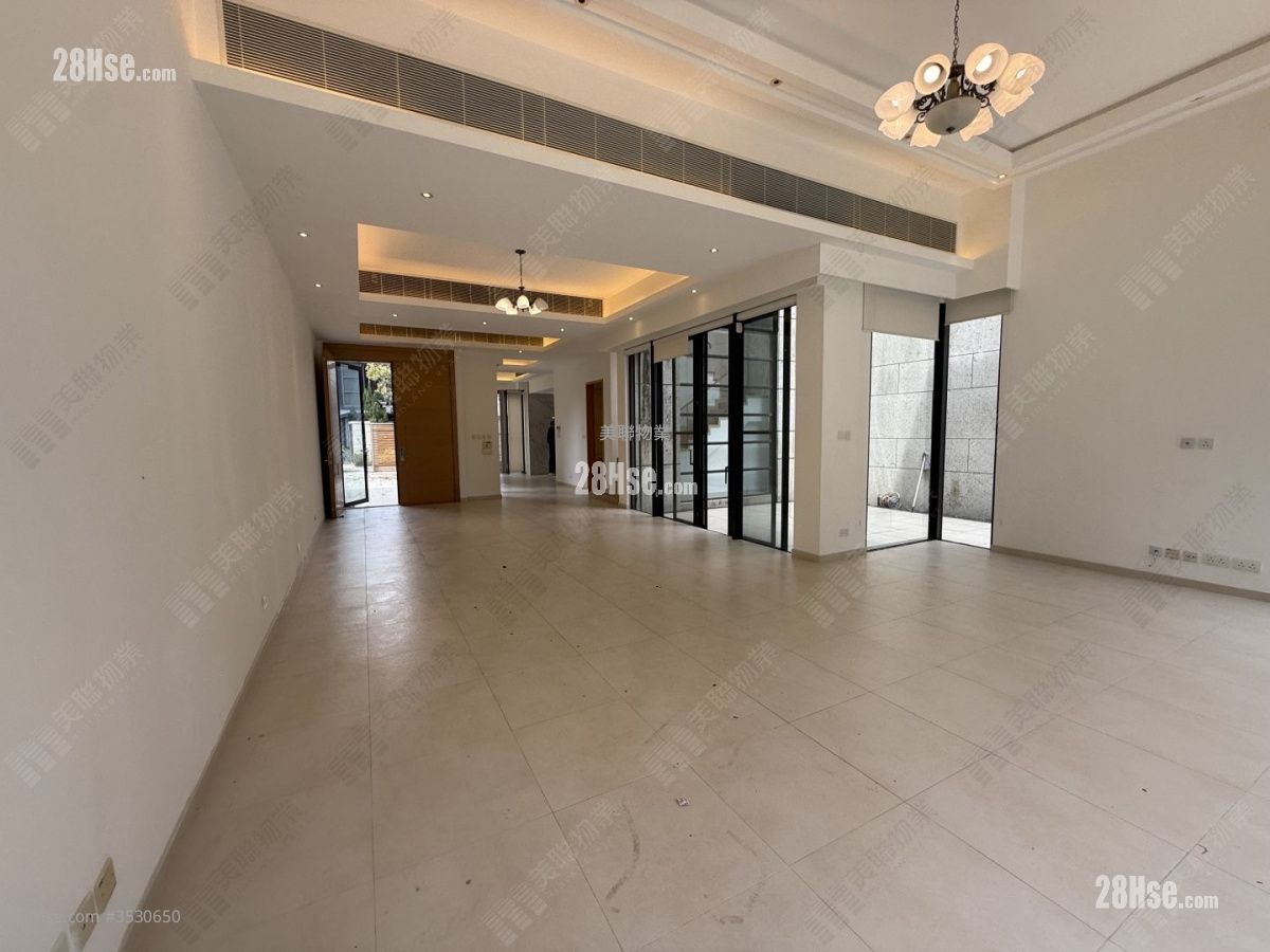 Valais Rental 4 Bedrooms , 5+ Bathrooms 3,003 ft² ( 279.0 m² )