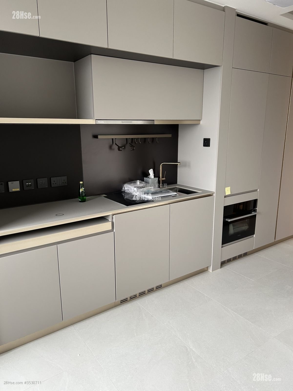 Baker Circle Euston Rental Studio , 1 Bathroom 222 ft² ( 20.6 m² )