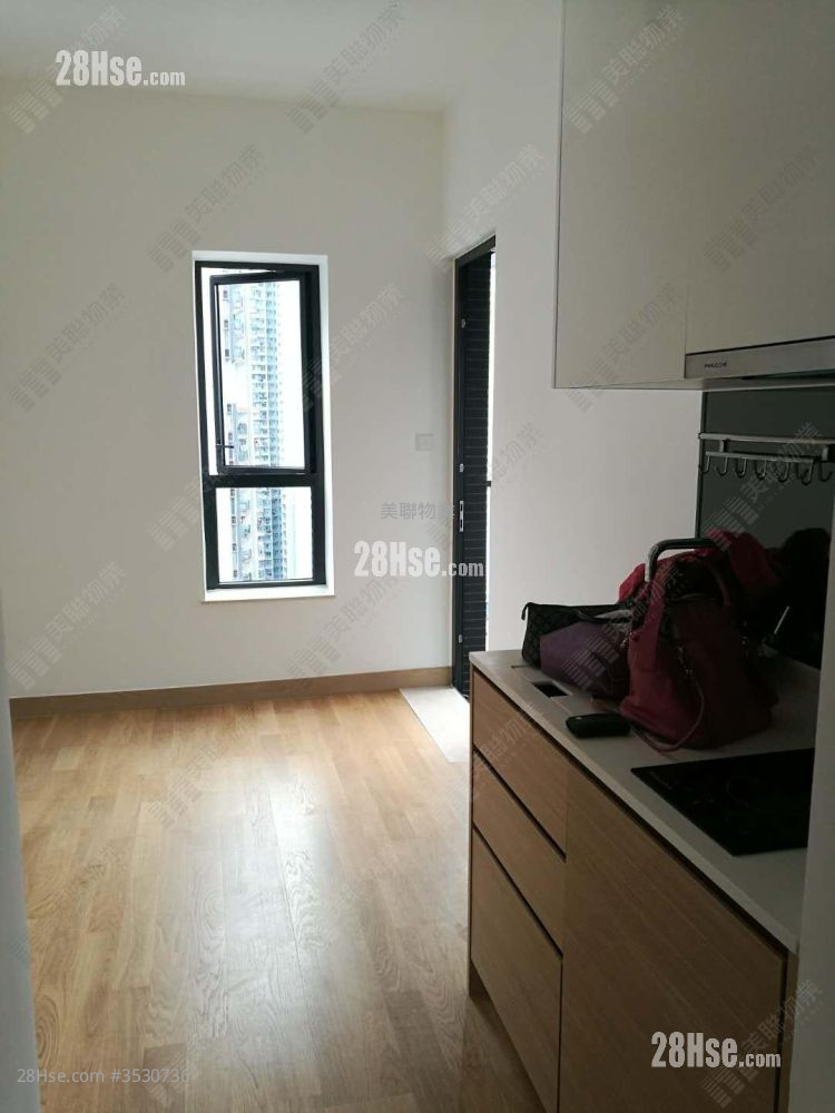 The Amused Sell 1 Bedroom , 1 Bathroom 309 ft² ( 28.7 m² )