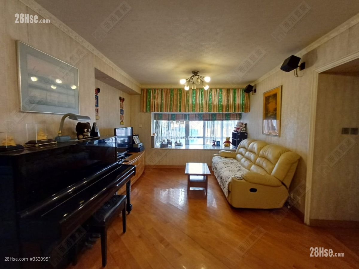 Provident Centre Sell 3 Bedrooms , 1 Bathroom 854 ft² ( 79.3 m² )