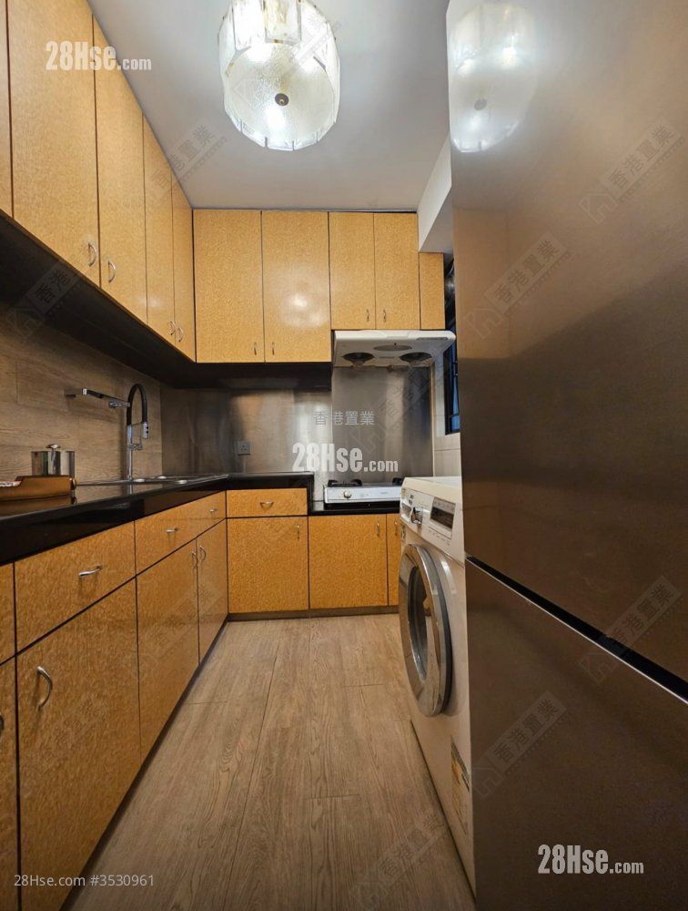 Tanner Garden Sell 3 Bedrooms , 2 Bathrooms 658 ft² ( 61.1 m² )