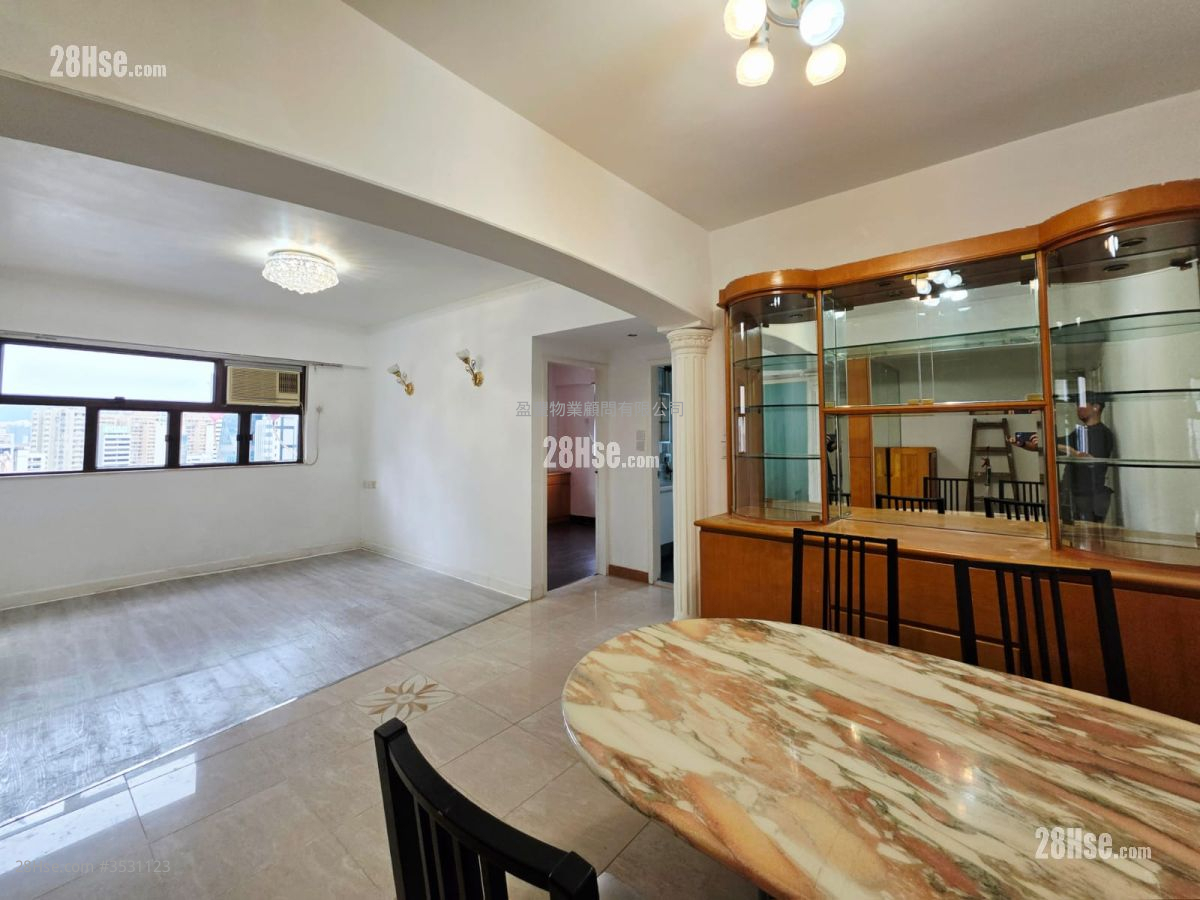 Yue King Building Rental 2 Bedrooms , 1 Bathroom 670 ft² ( 62.2 m² )