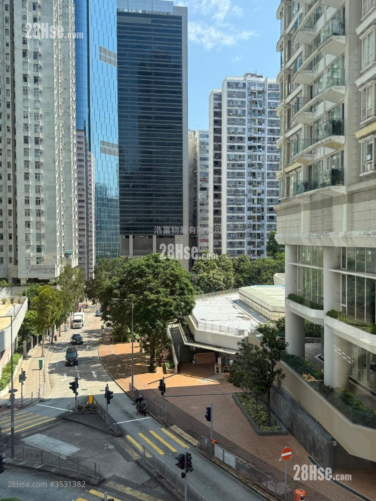 Nan Fung Sun Chuen Sell 2 Bedrooms , 1 Bathroom 391 ft² ( 36.3 m² )