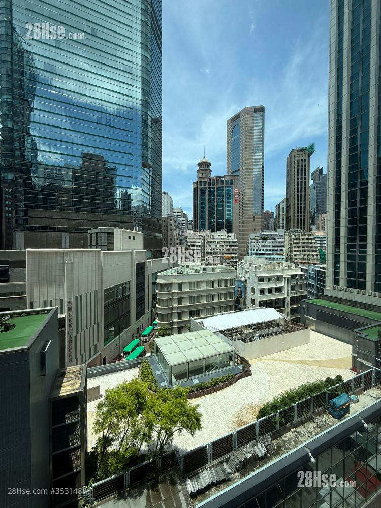 The Grandeur Rental 1 Bedroom , 1 Bathroom 394 ft² ( 36.6 m² )