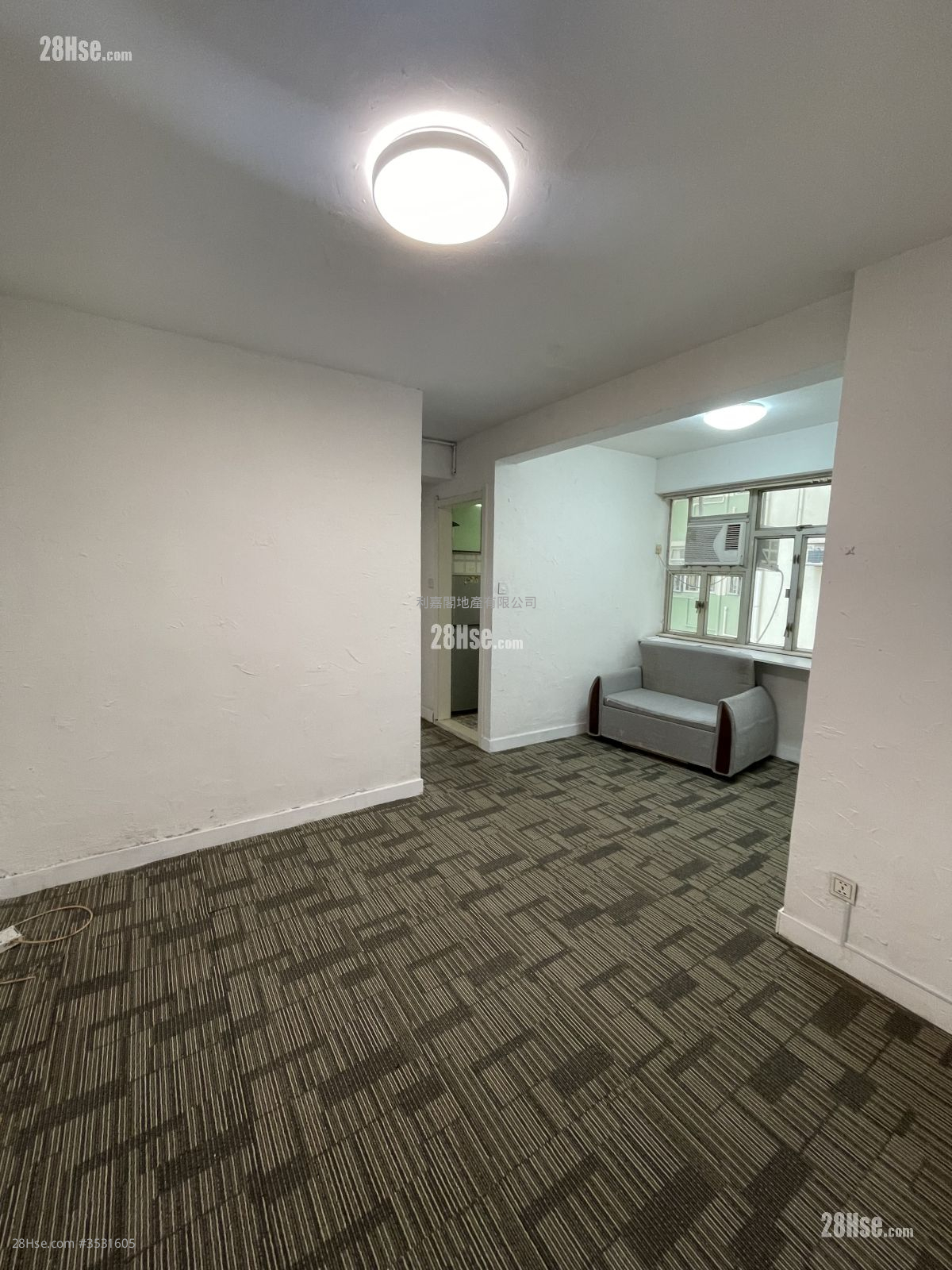 Richland Gardens Sell 2 Bedrooms 407 ft² ( 37.8 m² )
