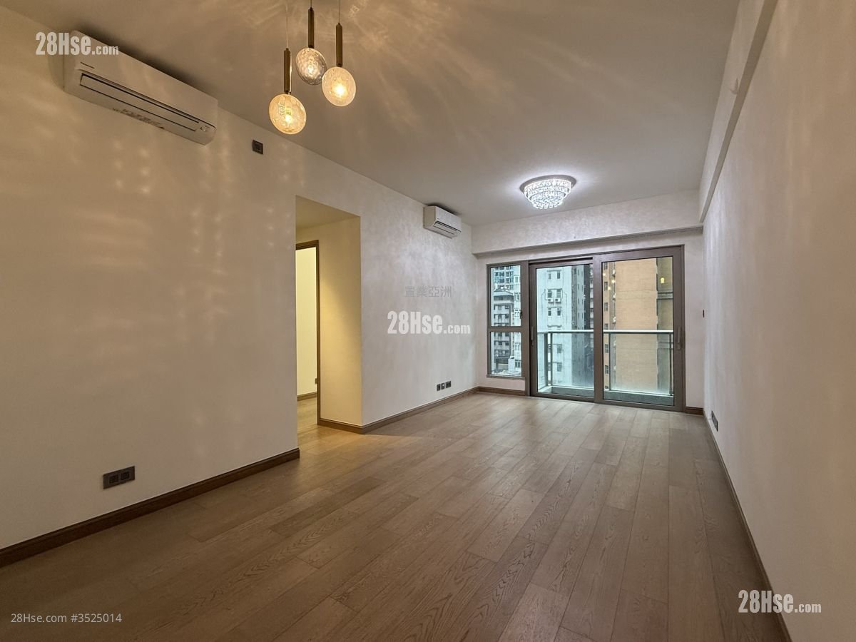 My Central Rental 3 Bedrooms , 2 Bathrooms 889 ft² ( 82.6 m² )