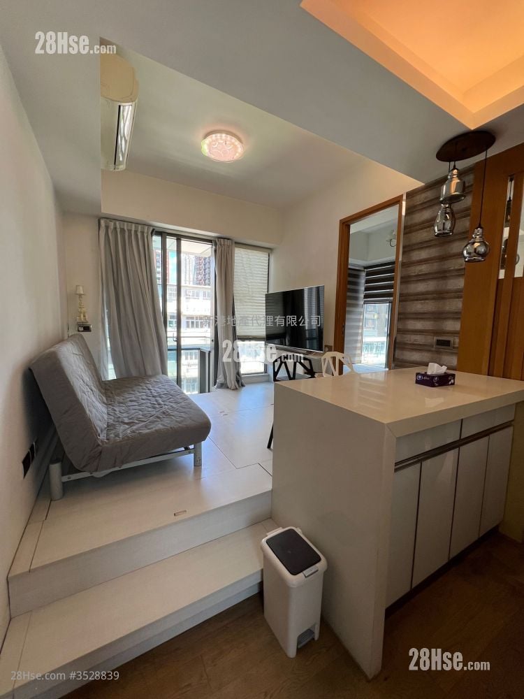 My Place Rental 1 Bedroom , 1 Bathroom 357 ft² ( 33.2 m² )